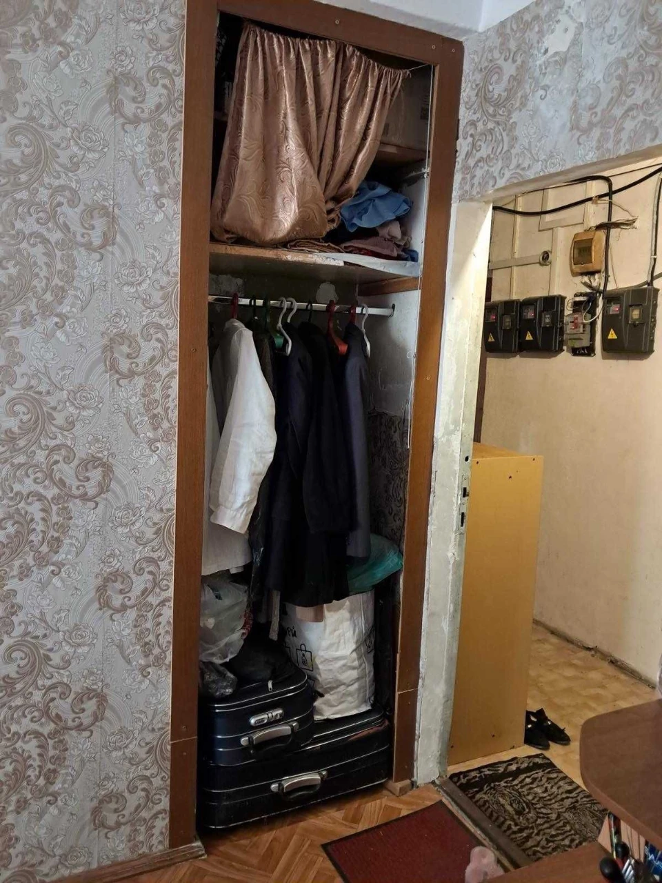 For Sale: Room in a communal apartment near Park Gorky in Cheremushki