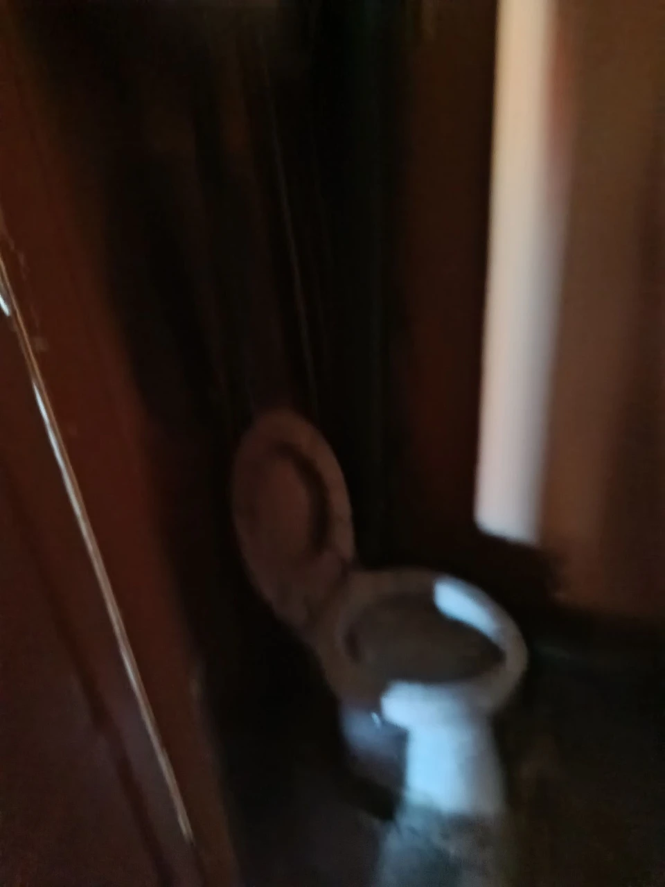 2 rooms in a communal building with its own kitchen, toilet, two-person shower, 2 neighbors per room, furnished.