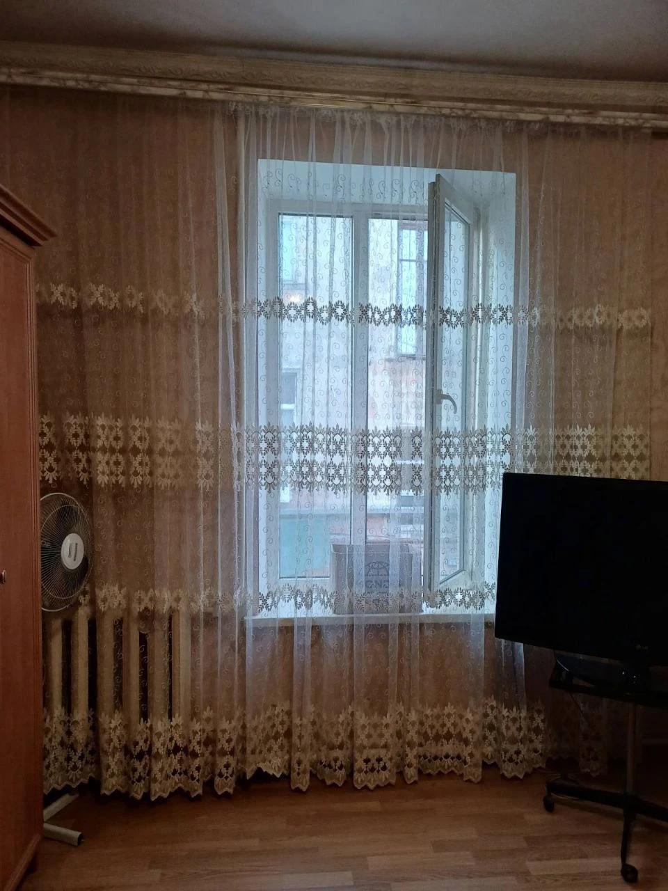 Продається кімната в гуртовому будинку 2/2 - 17 кв.