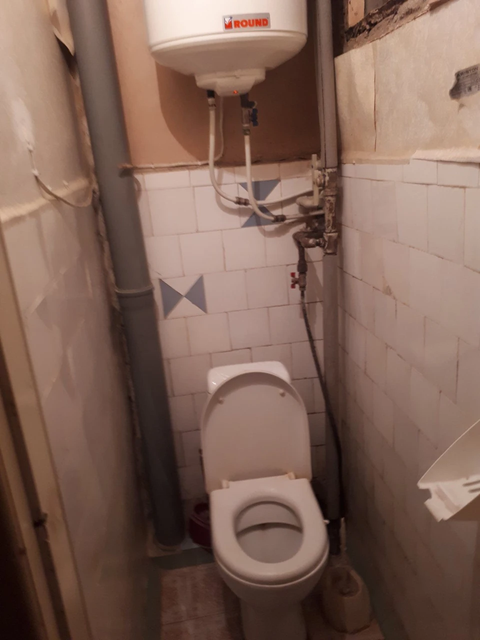 Room in communal apartment on Cosmonauts Street, 66