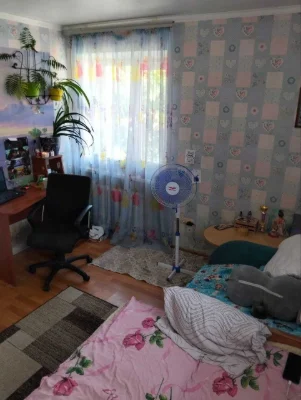 Sale of 2 rooms in a building on Balkovskaya Street