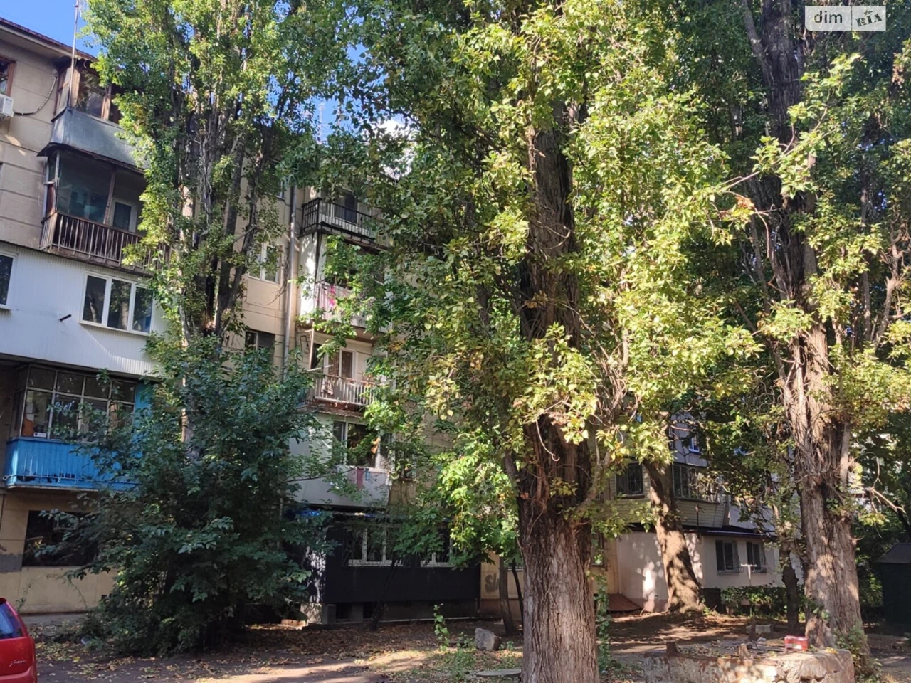 Sale of Room in Luzanka
