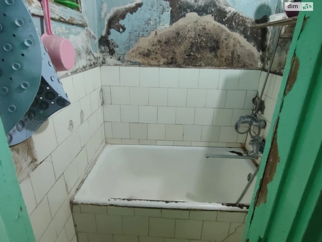 Sale of Room in Luzanka