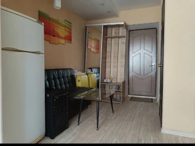 FIRST SALE! 19 sq m with its own bathroom and furniture on Radostna Street
