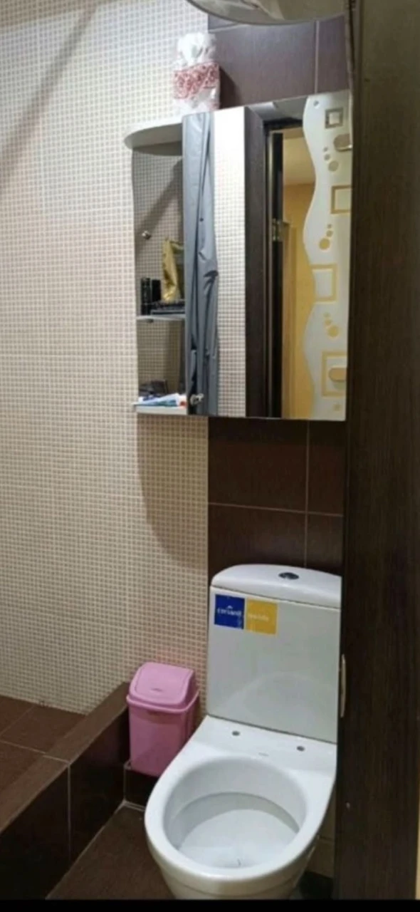 FIRST SALE! 19 sq m with its own bathroom and furniture on Radostna Street