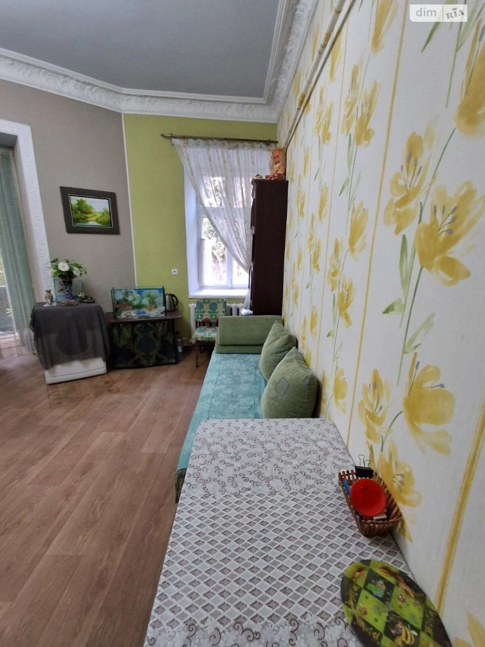 Sale Room Primorsky