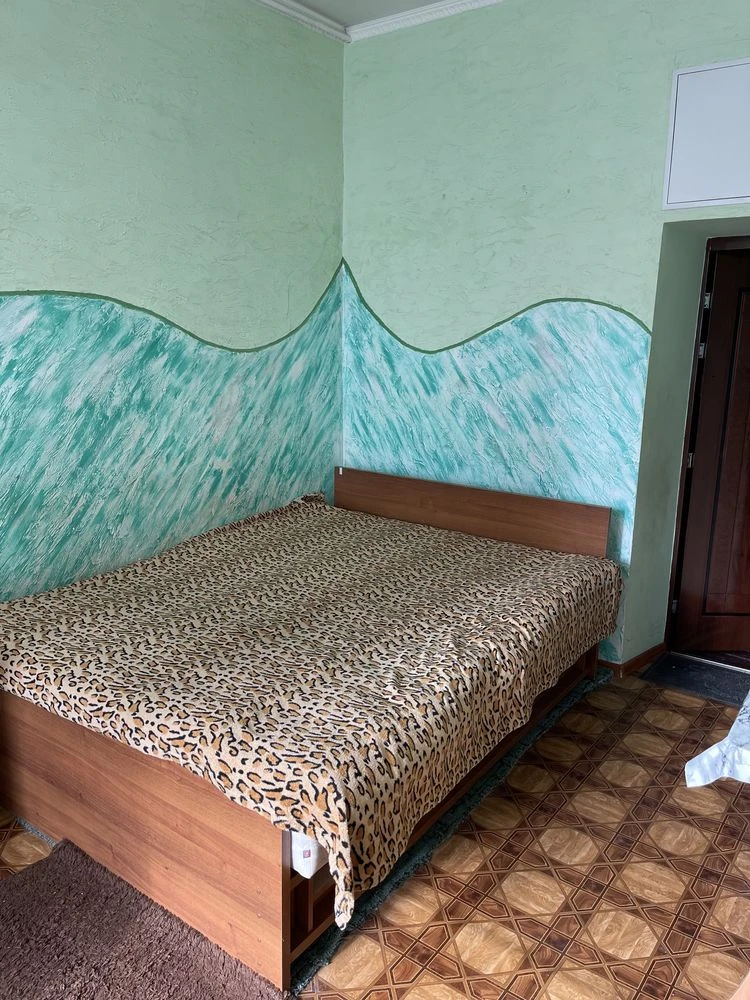 Private room in a communal apartment in the city center