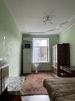 Private room in a communal apartment in the city center