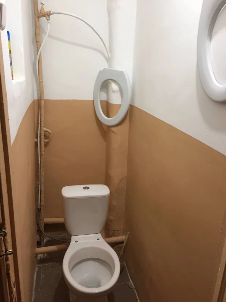 Private room in a communal apartment in the city center