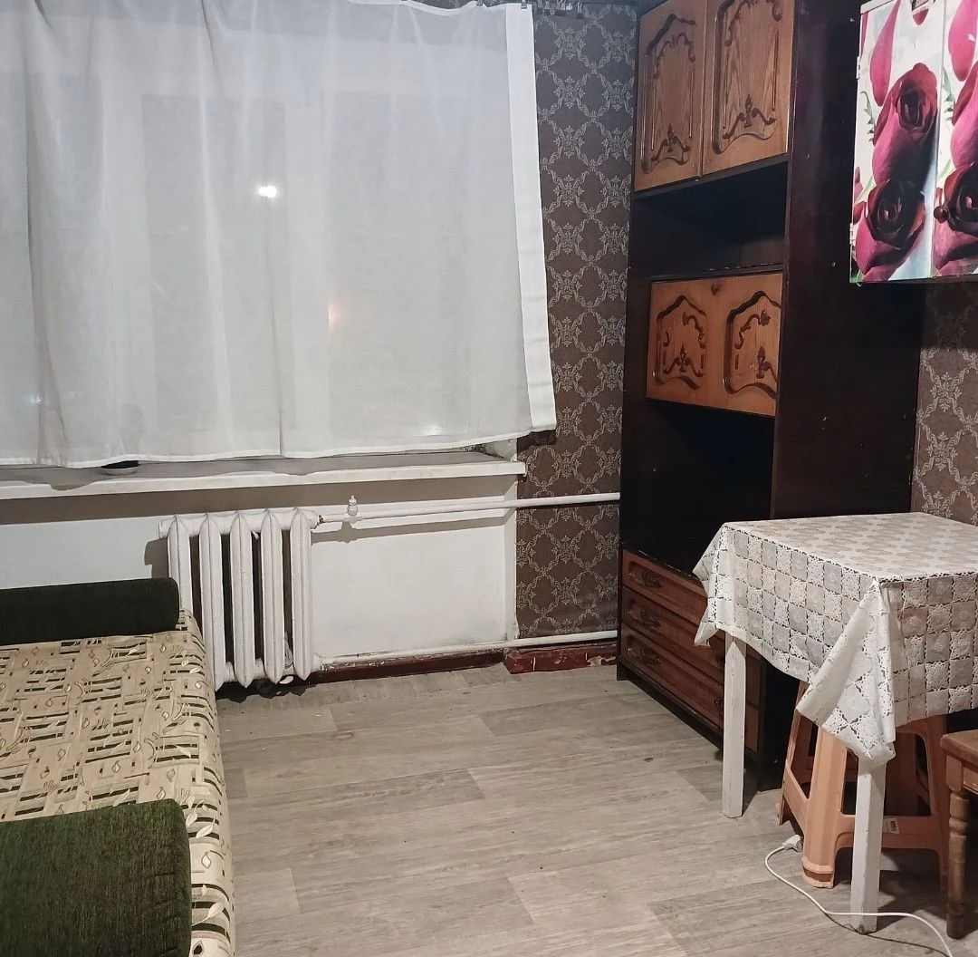 Продається 1 кімната в комнатній квартирі. Космонавтів/1 ст Люстдорфської дороги