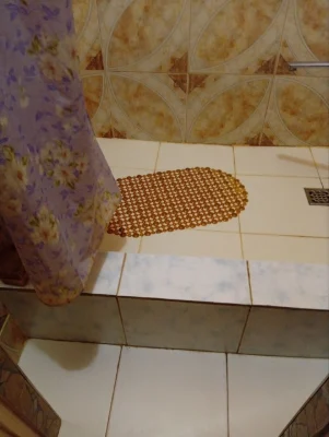 Продається кімната в поселенні