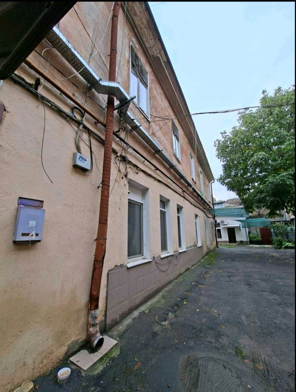 For sale room in communal apartment in the center on Sofievsky Street