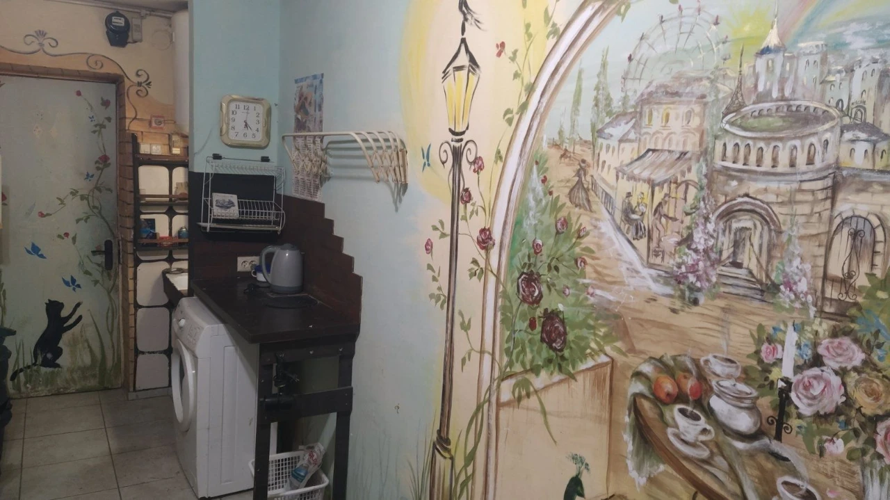 Продаються дві кімнати в квартирі в районі Краснова, площі Толбухіна
