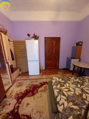 Продам комнату в центре города на улице Нежинская.