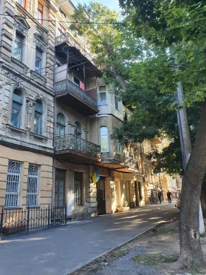 Цена снижена! Комната в коммуне в Центре города/парк Шевченк
