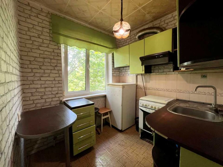 Apartment. Vadim Gurava Street, Kryvyi Rih
