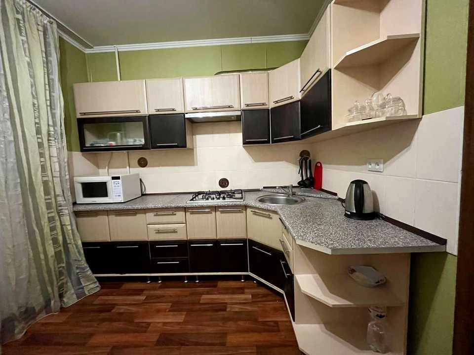 Apartment. Kryvyi Rih, Myru Prospect