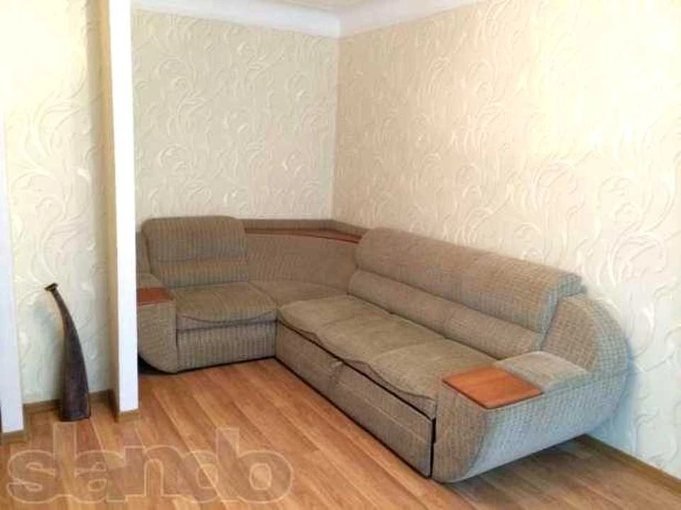 Apartment. Crossroads, Sobornosti Street