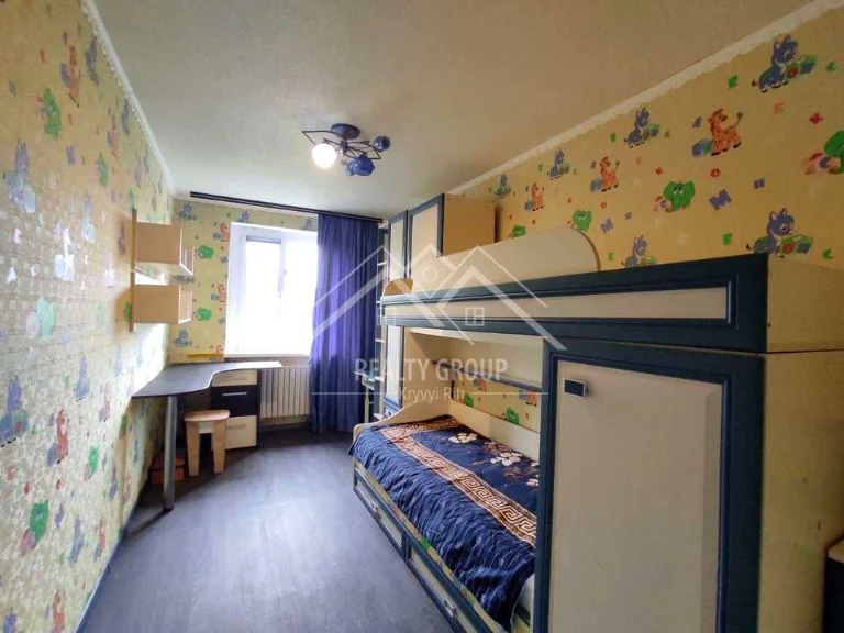 Apartment. Kryvyi Rih, Mychetska st.