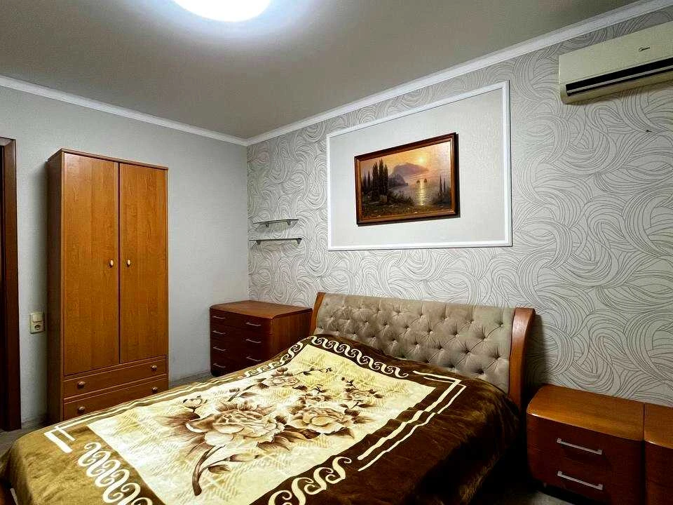 Apartment. Kryvyi Rih, Ukrainian Street