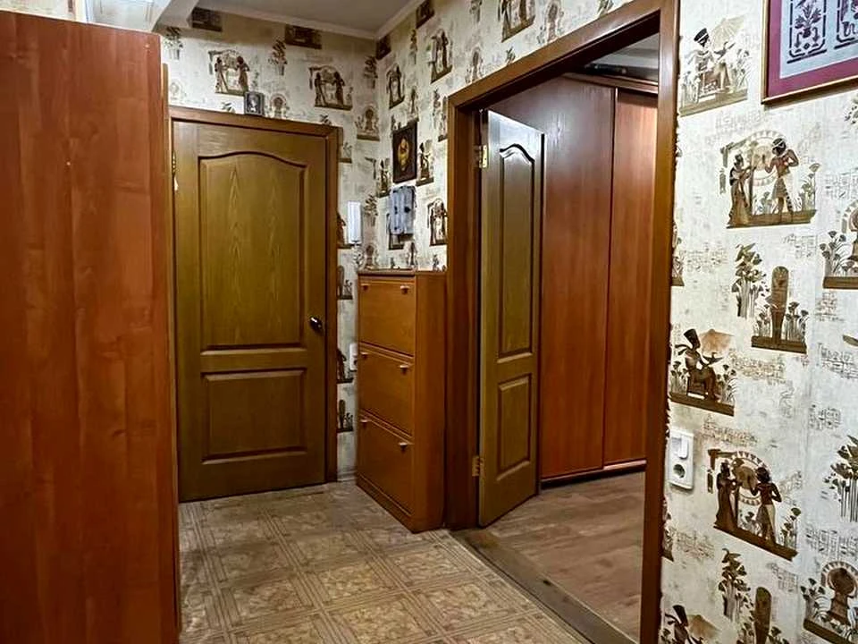 Apartment. Kryvyi Rih, Ukrainian Street