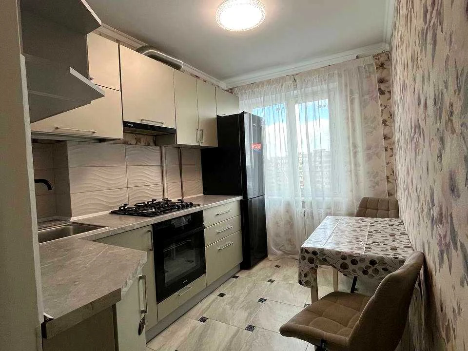 Apartment. Kryvyi Rih, Hetmanska St.