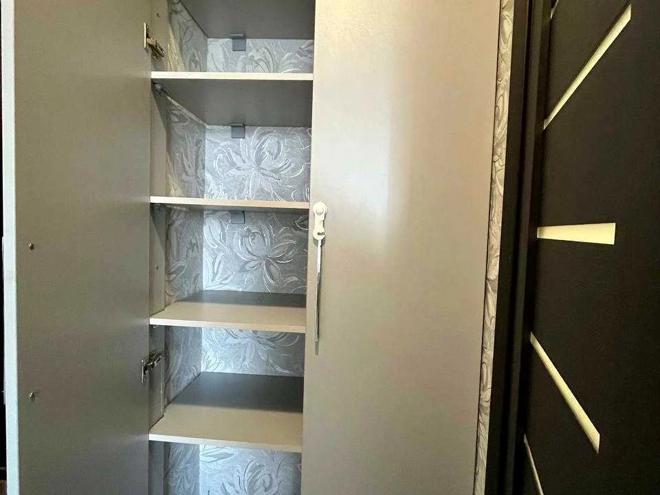 Apartment. Kryvyi Rih, Hetmanska St.