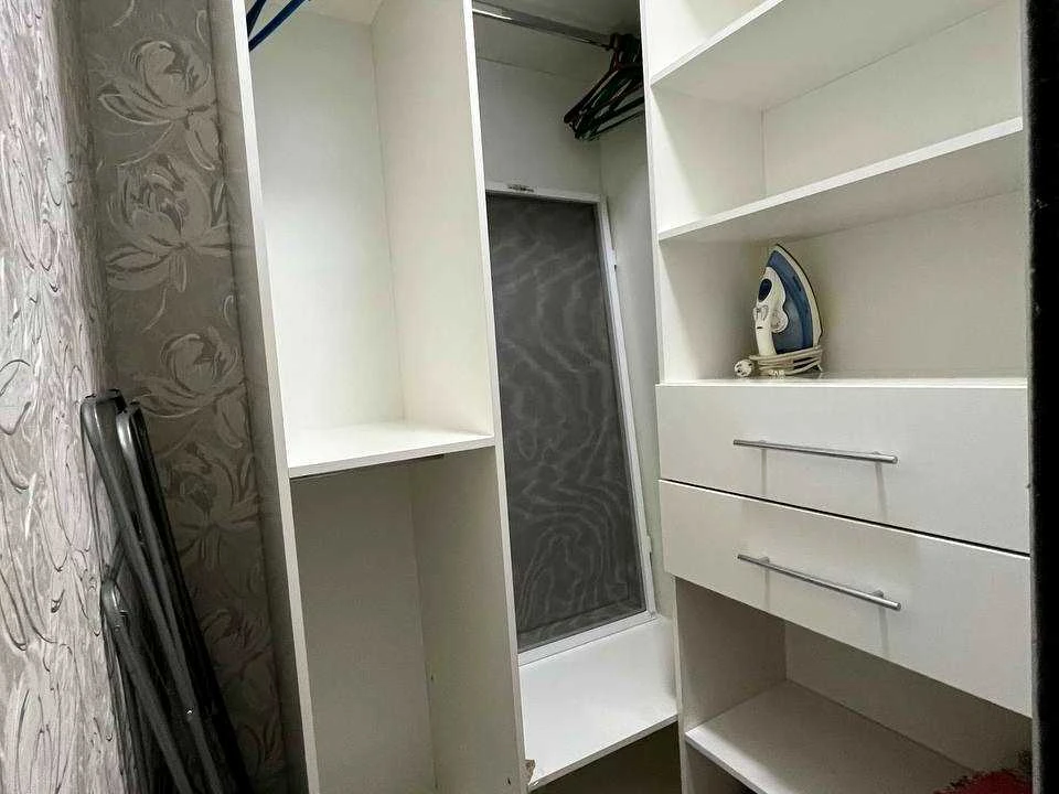 Apartment. Kryvyi Rih, Hetmanska St.