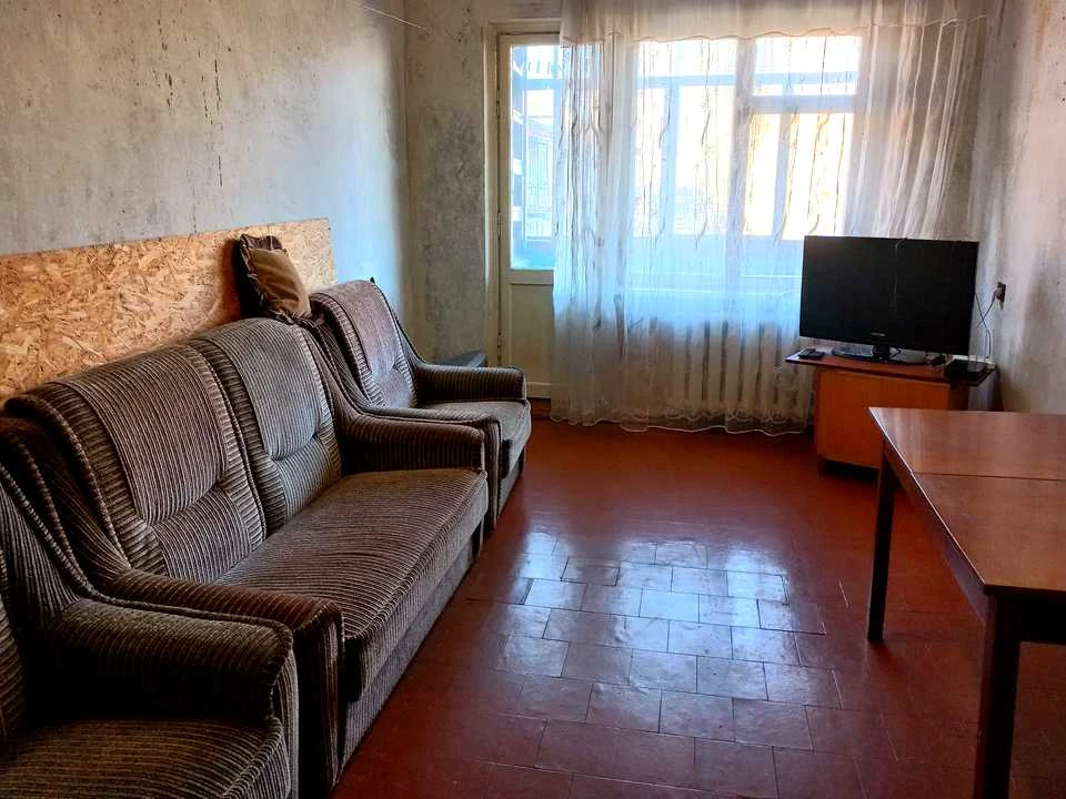 Apartment. Kryviy Rog, Yaroslava Mudroga Street
