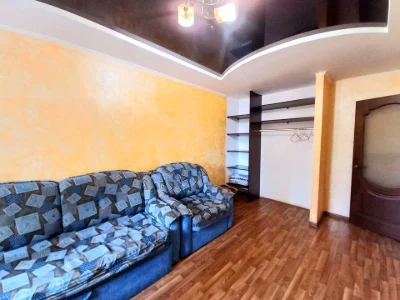 Apartment. Kryviy Rog, Yaroslava Mudroga Street