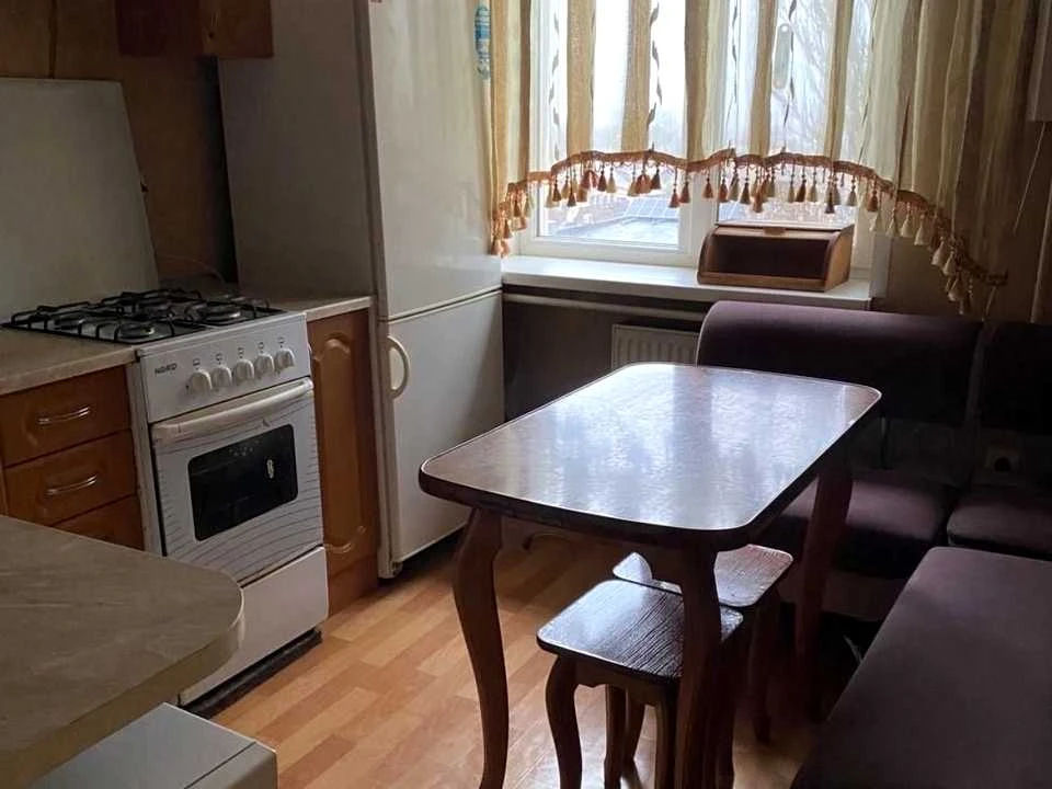 Apartment. Gregory Sinitsa Street, 95th District, Kryvyi Rih