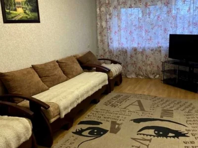 Apartment. Gregory Sinitsa Street, 95th District, Kryvyi Rih
