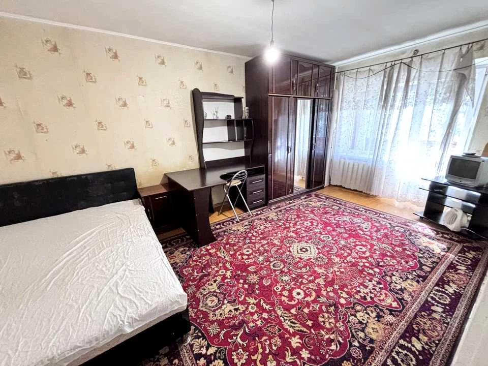 Apartment. University Avenue, Krivoi Rog