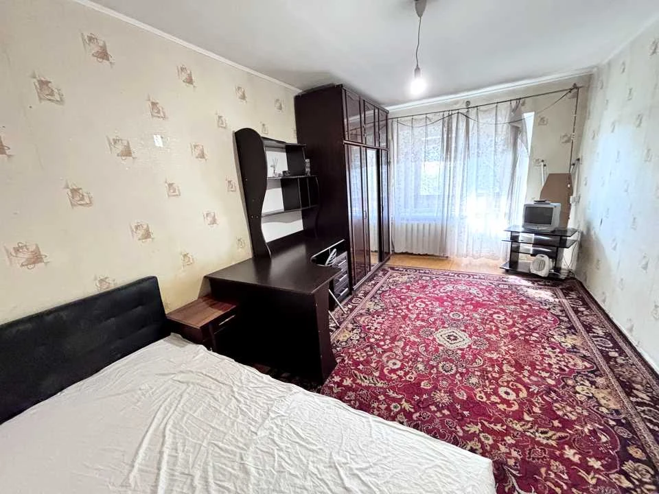 Apartment. University Avenue, Krivoi Rog