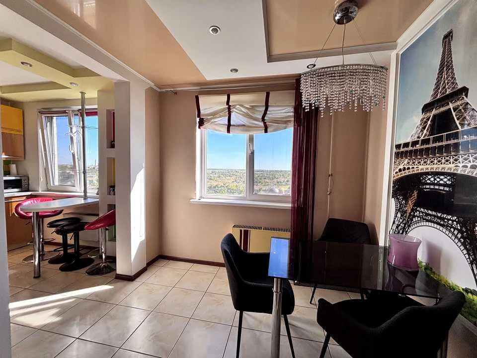 Apartment. Kryvyi Rih, Solnechnyi micro-district, st.