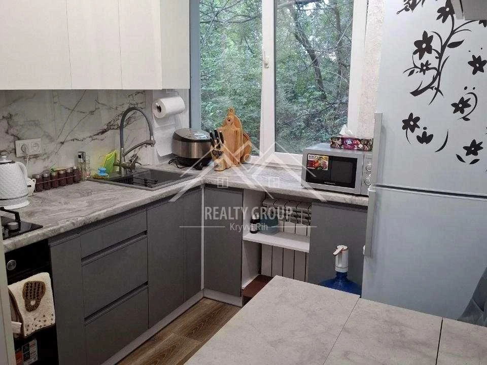 Apartment. Oleg Olzhicha Street, Kryvyi Rih