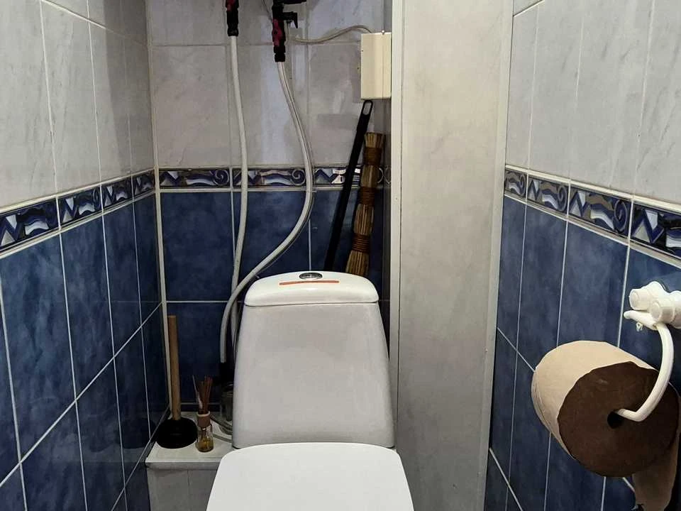 Apartment. Kryvy Rih, 5 Zarichnyi microdistrict, st.
