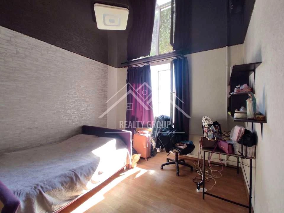 Apartment. Kryvyi Rih, Кирило-Мефодіївська street.