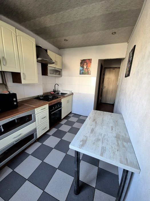 Продам 3к квартиру Ломовский