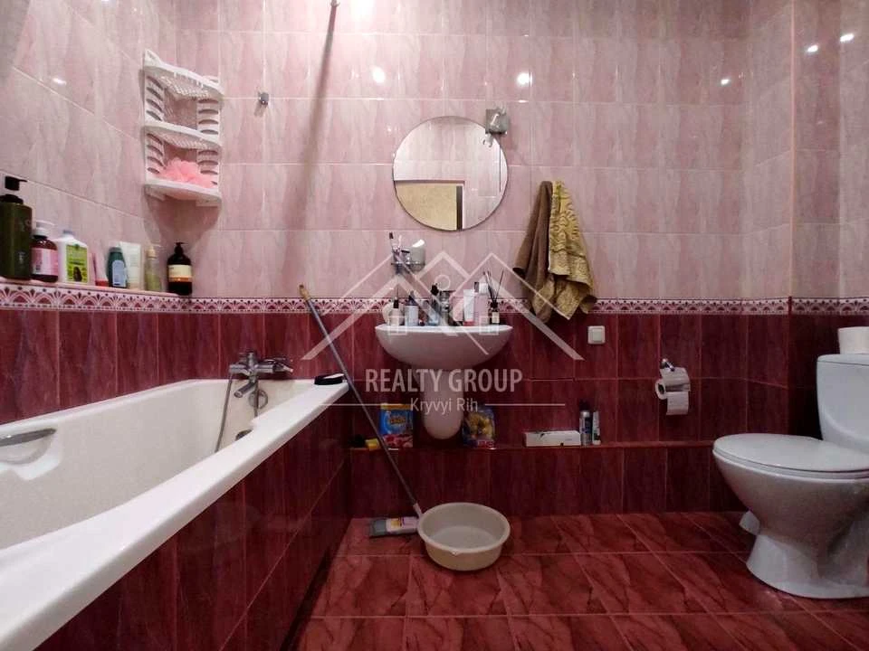 Apartment. Kryvyi Rih, Кирило-Мефодіївська street.