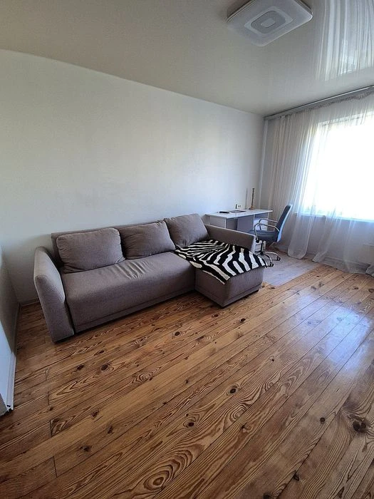 Продам 3к квартиру Ломовский