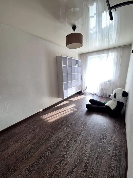 Продам 3к квартиру Ломовский