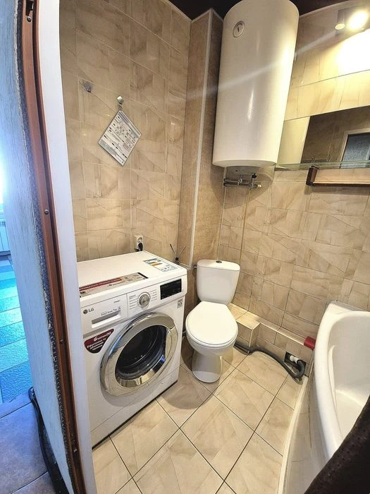 Продам 3к квартиру Ломовский