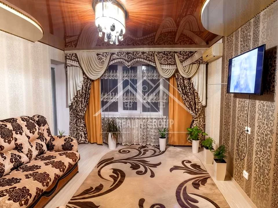 Квартира. Кривой Рог, Сичеславская улица