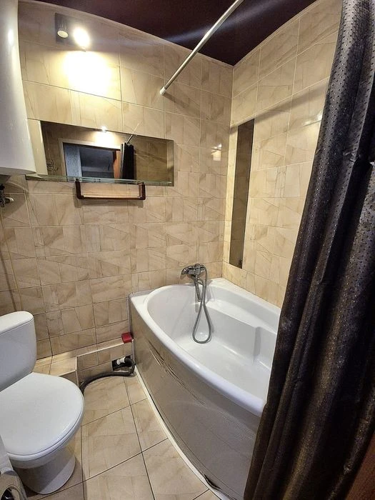 Продам 3к квартиру Ломовский