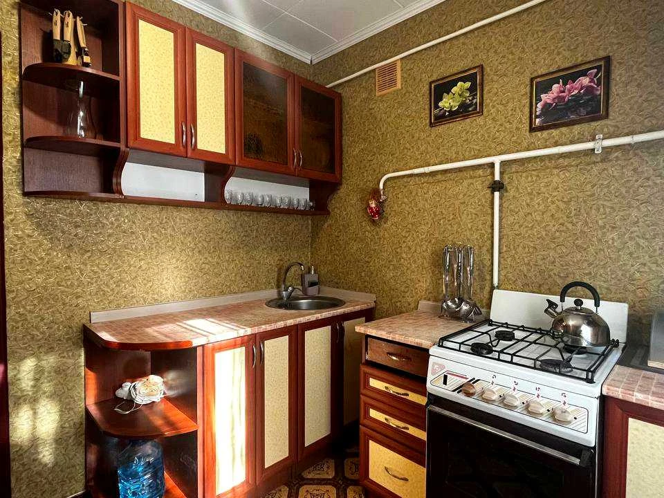 Apartment. Kryvyi Rih, Metalurhiv prospekt.