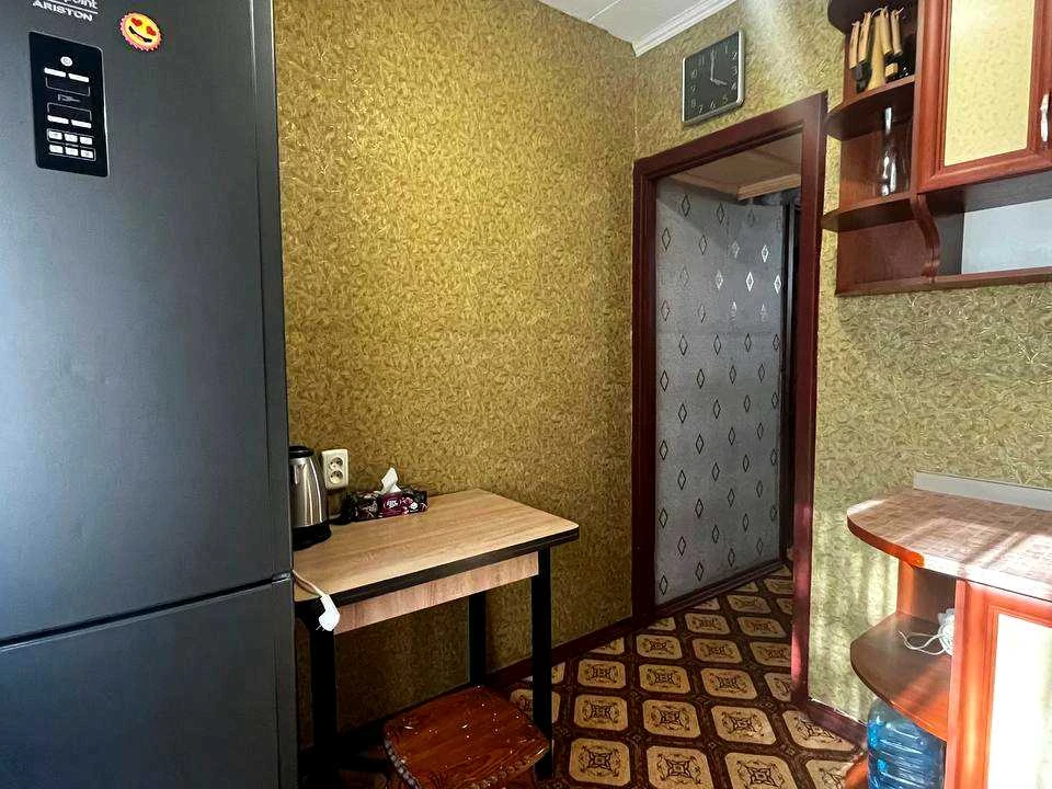Apartment. Kryvyi Rih, Metalurhiv prospekt.