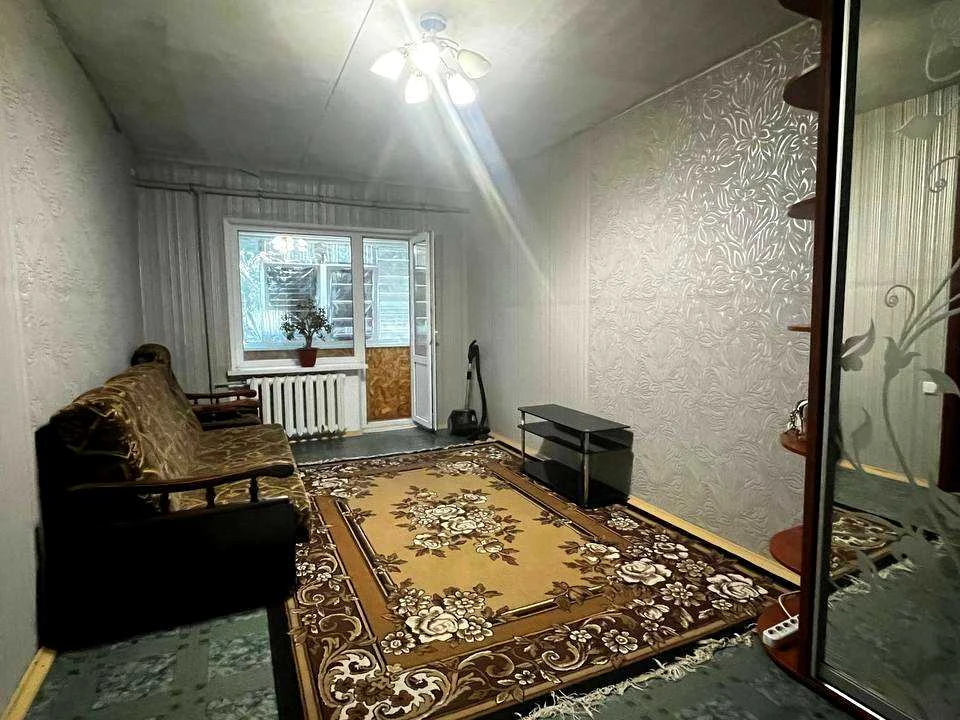 Apartment. Kryvyi Rih, Metalurhiv prospekt.