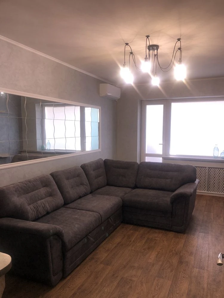 Rent Apartment Center 96 Quarter