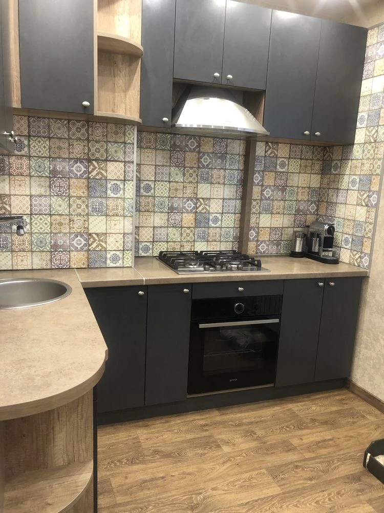 Rent Apartment Center 96 Quarter